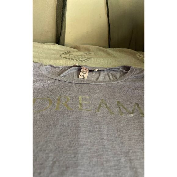 VIctoria secret lilac dream sweatshirt - Picture 3 of 3